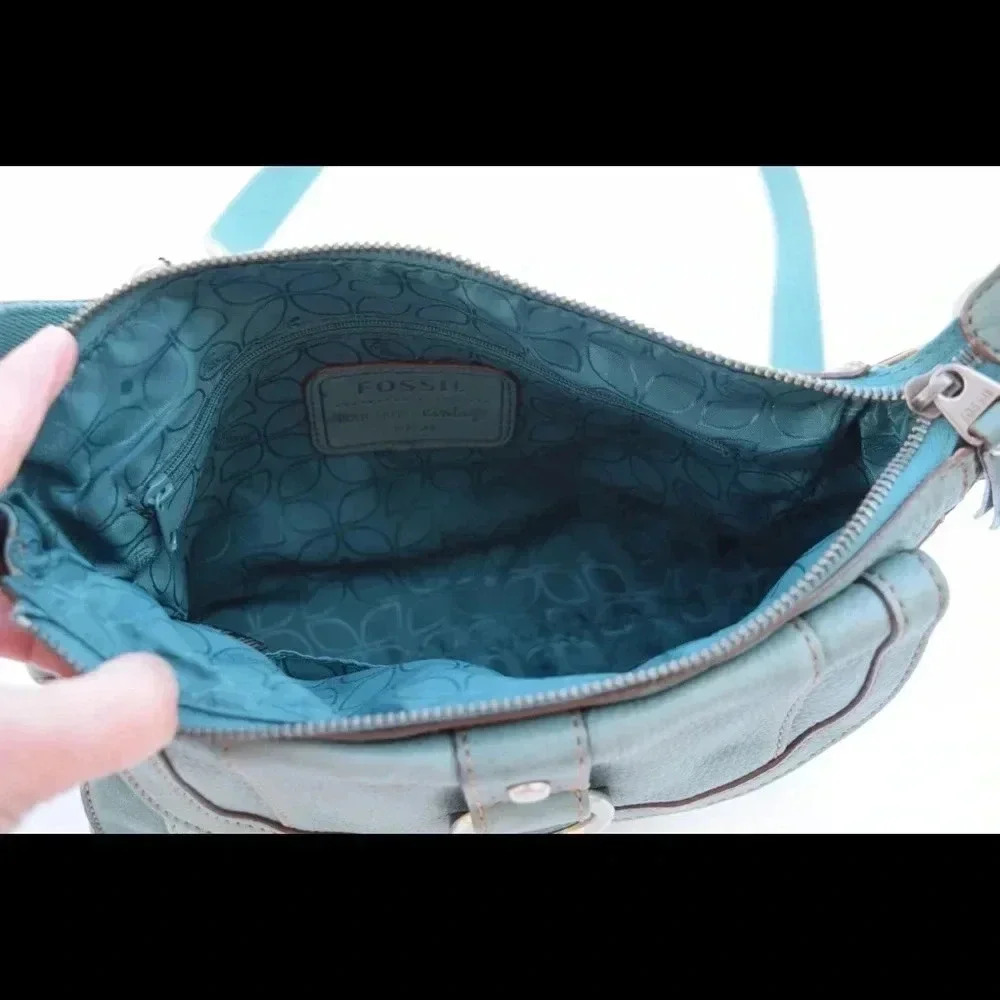 Fossil leather cross body bag - Picture 3 of 8